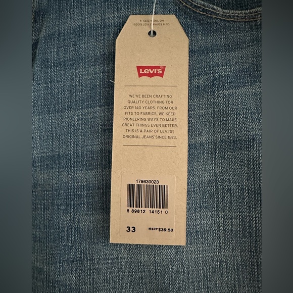 Levi’s midrise Bermuda jean shorts with destruction, size 33, NWT - Picture 6 of 7